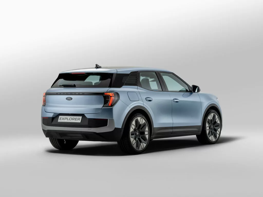Ford Explorer 2023 - tył