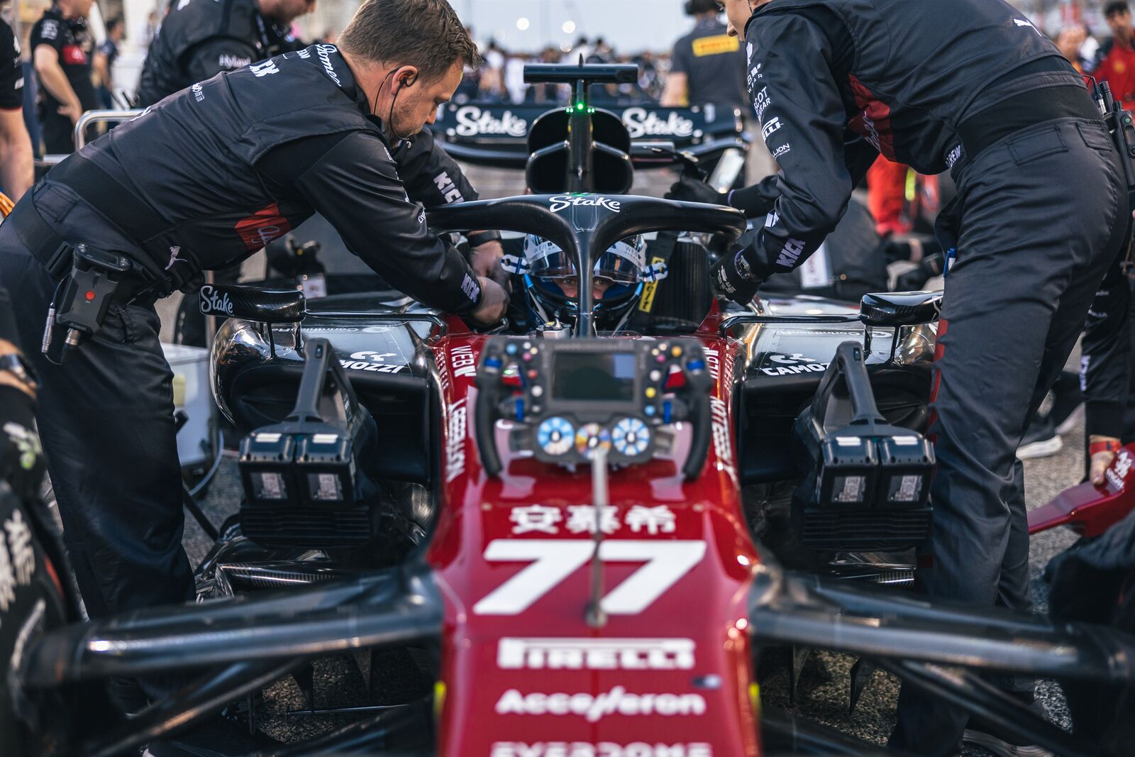 formuła 1 f1 bezpieczeństwo przepisy halo bariery