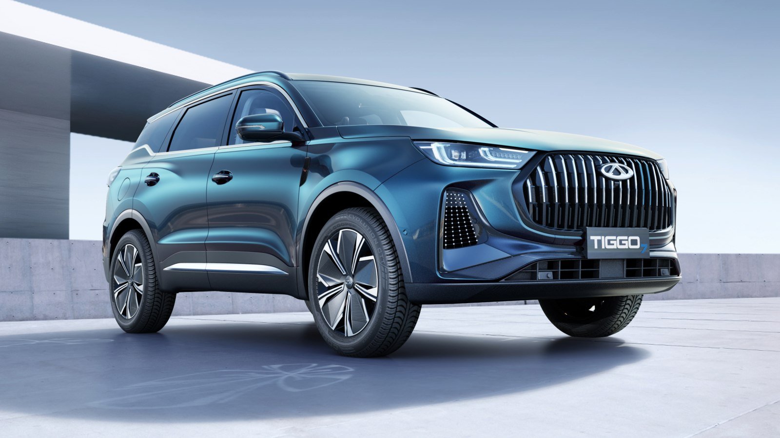 nowy-ogromny-suv-za-55-tys