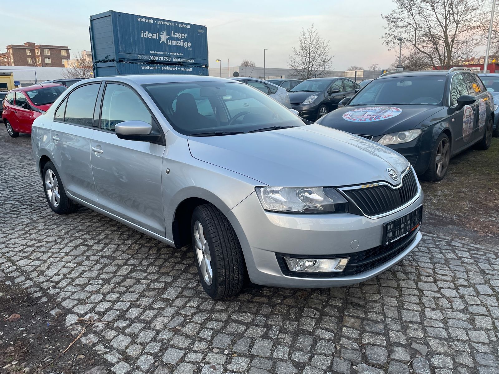 praktycznie-nowa-skoda-rapid