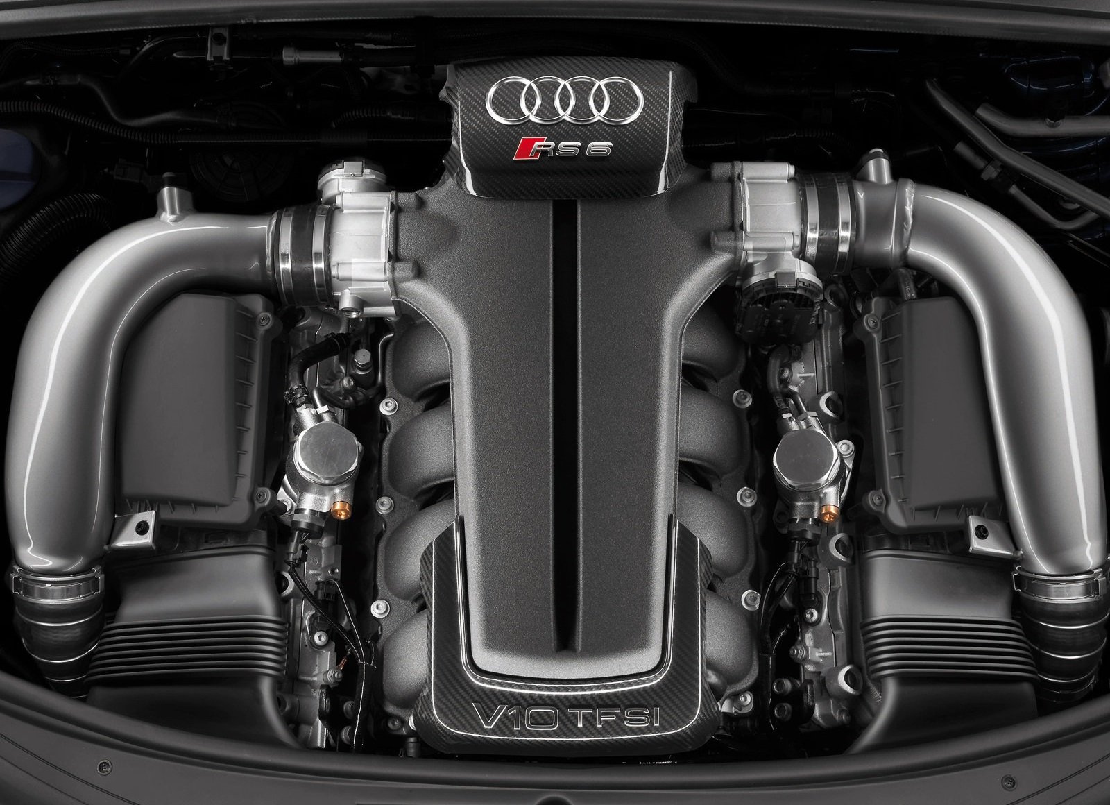 uzywane-kombi-audi-rs6