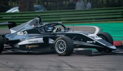 Kacper Sztuka zadziwił wszystkich! Zwycięstwo Polaka w prestiżowej serii