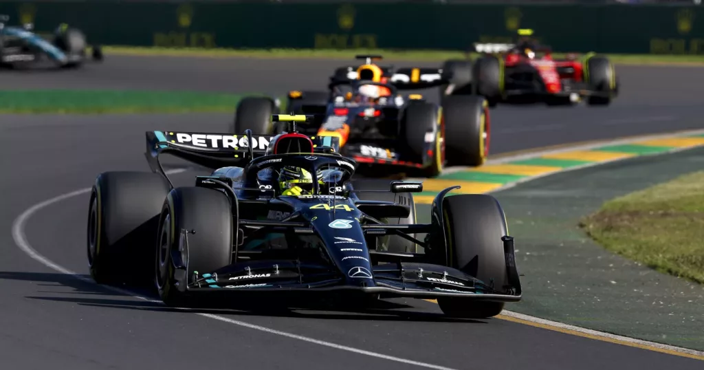 f1 formuła 1 red bull racing max verstappen sergio perez lewis hamilton fernando alonso