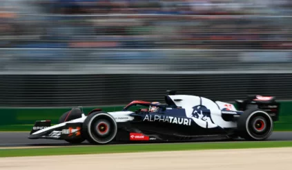 De Vries jest u siebie. Z mieszkania bezpośrednio na tor!