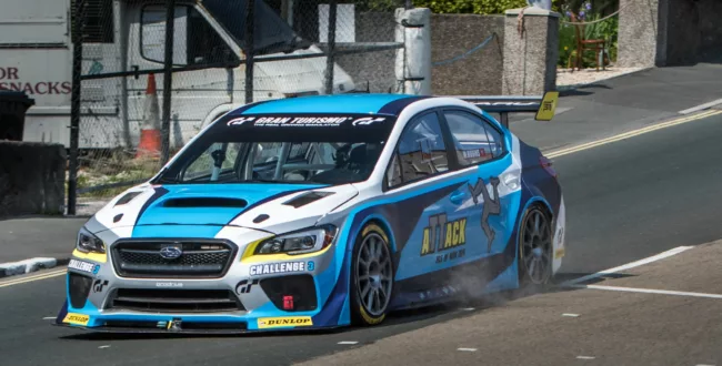 impreza wrx sti isle of man tt mark higgins jazda subaru wyspa