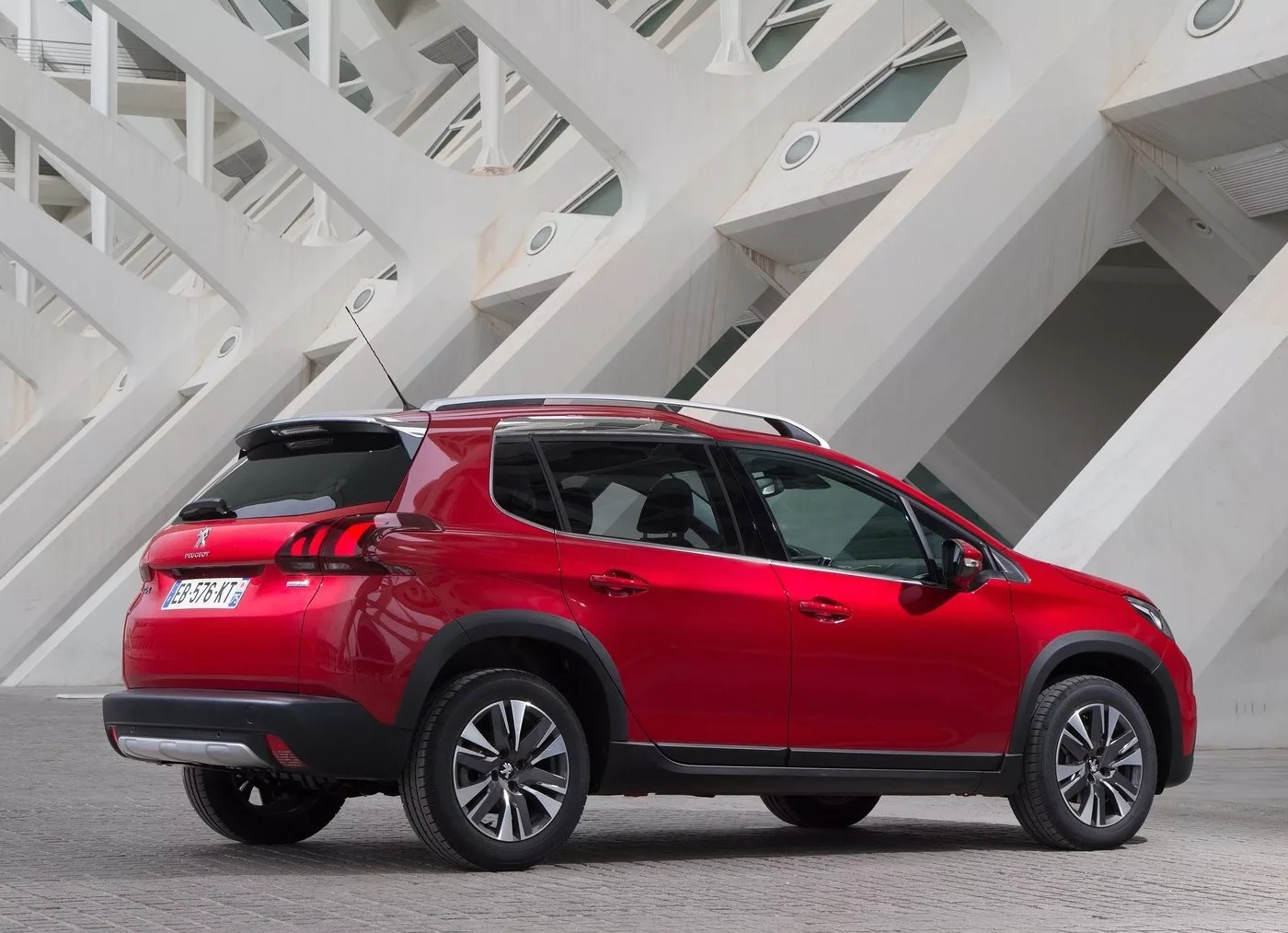 peugeot-2008-uzywany-suv