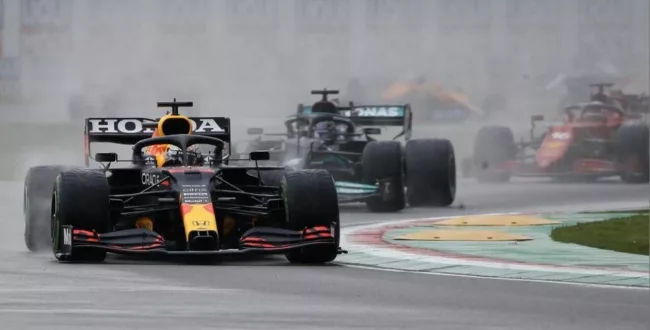 FIA zrobi coś z Red Bullem? Dominacja nie jest im na rękę