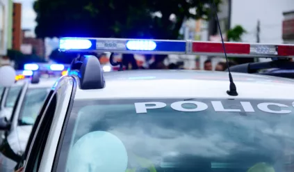 Młokos „driftował” na skrzyżowaniu, później potrącił czworo pieszych. Do zapłacenia ma 5200 a z prawem jazdy pożegnał się po 4 miesiącach od wydania uprawnień