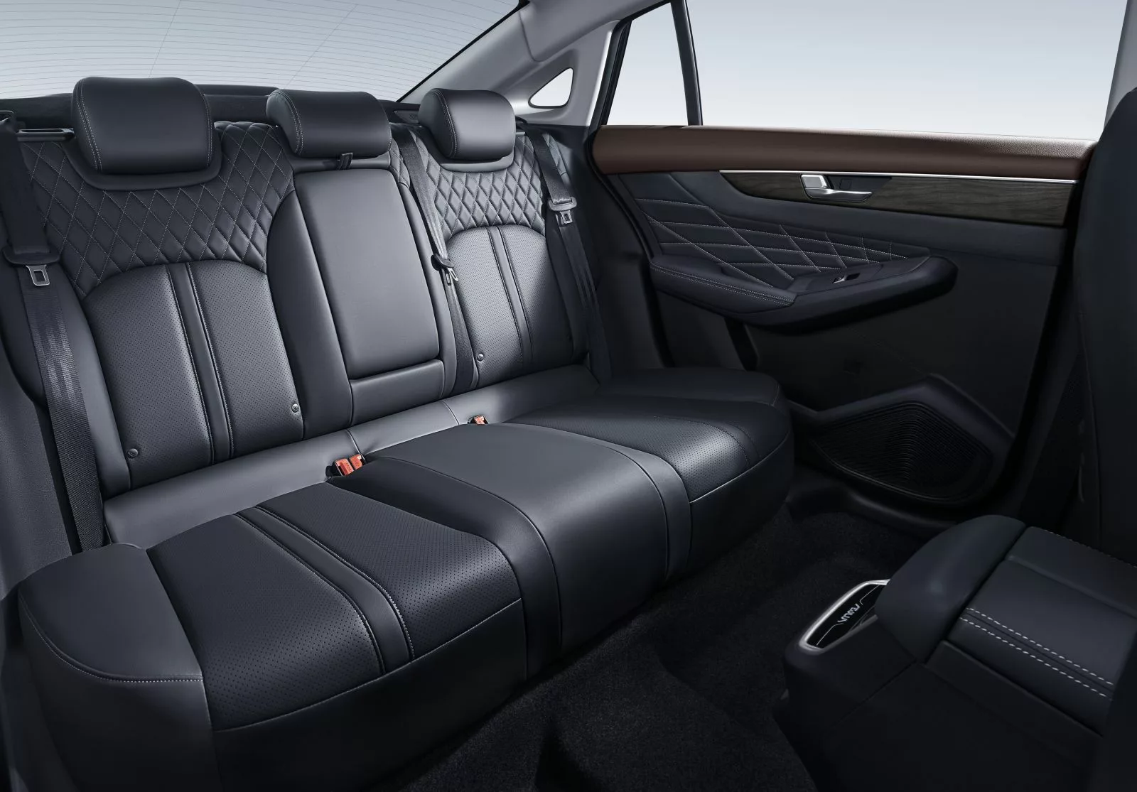 luksusowy-sedan-dongfeng