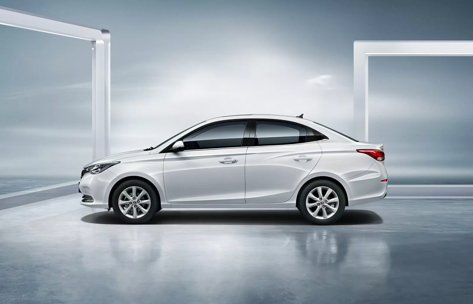 sedan-changan-za-32-tys