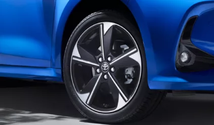 Toyota Yaris Hybrid 130