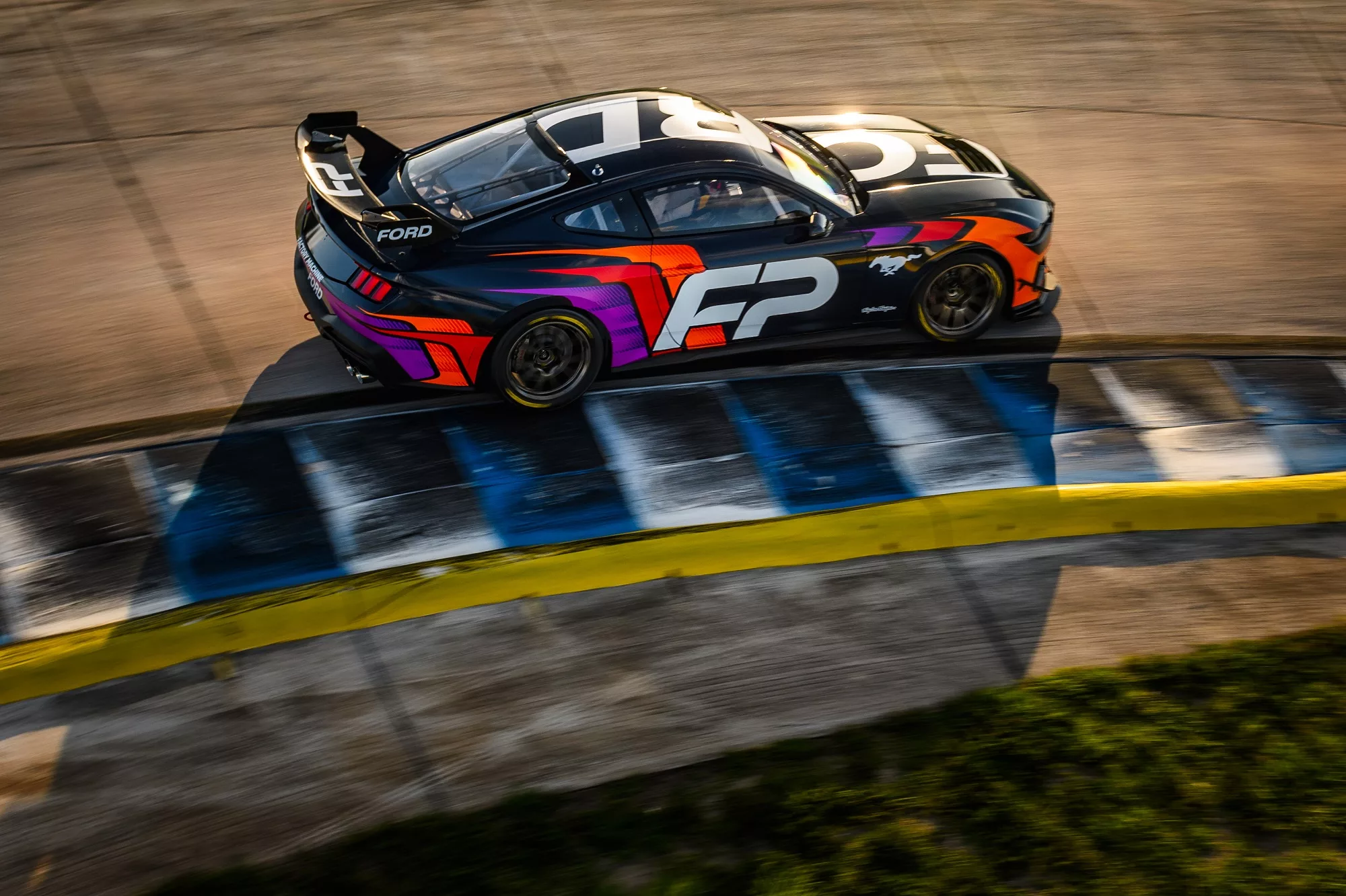 Ford Mustang GT4 2023