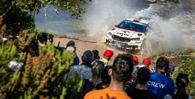 Kajetanowicz się rozpędza. Polak na czele!