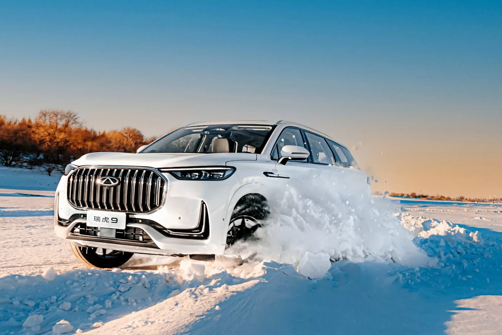 luksusowy-suv-chery