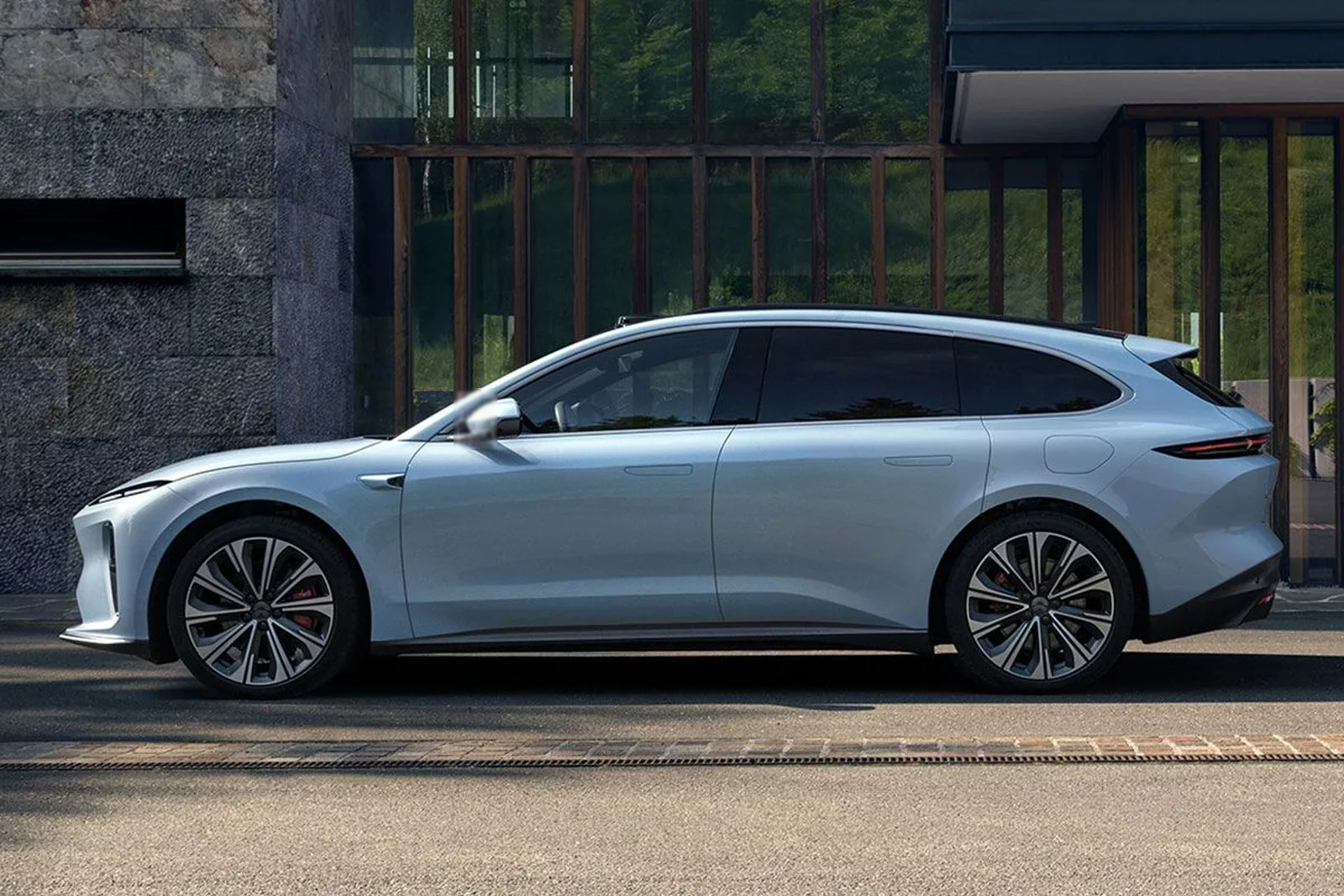 nowe-chinskie-kombi-nio-et5