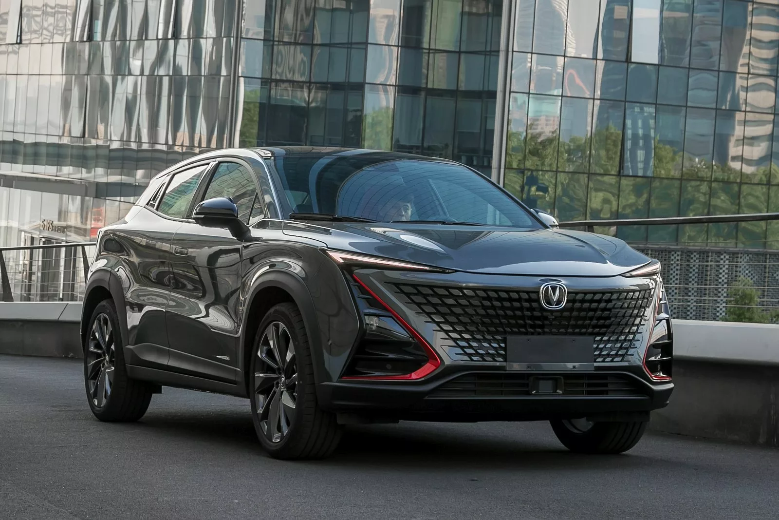 nowy-suv-changan-67-tys-zl
