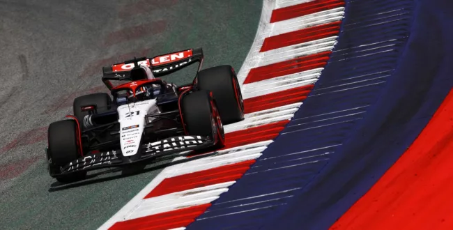 AlphaTauri ugościła polskie gwiazdy! Poznali królową sportów motorowych!