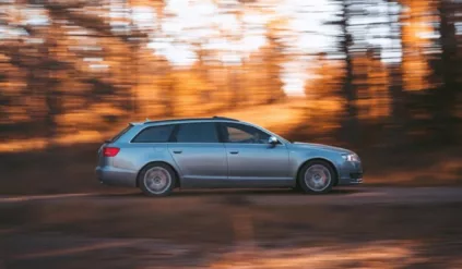 Audi A6 C6 – niemiecka limuzyna, która może się podobać! Czy warto ją kupić?