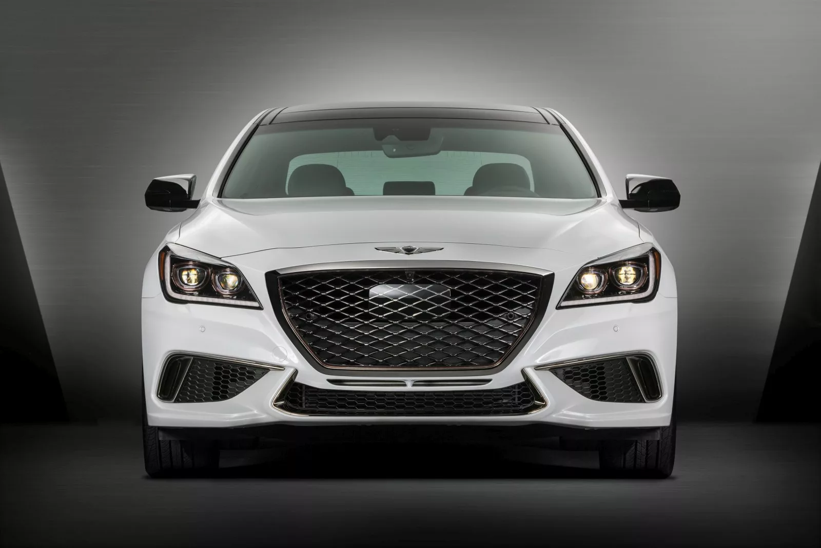 koreanski-mercedes-genesis-g80
