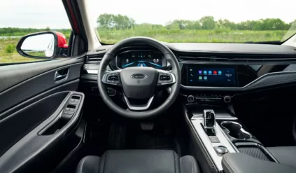 nowy-duzy-sedan-omoda-s5