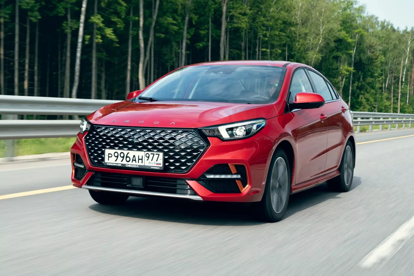 nowy-duzy-sedan-omoda-s5