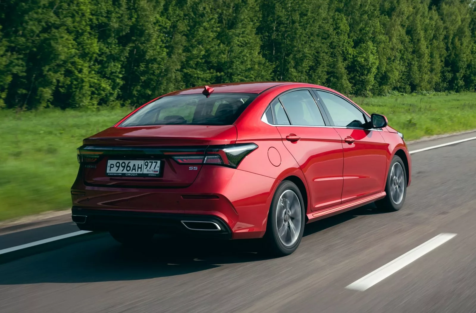 nowy-duzy-sedan-omoda-s5