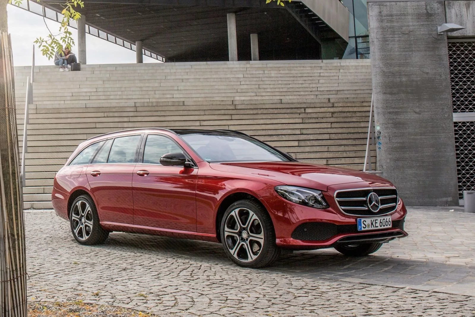 uzywane-mercedes-e-klasa-kombi