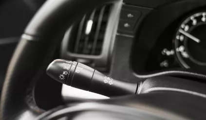 jazda na zderzaku odległość prędkość prawo jazdy