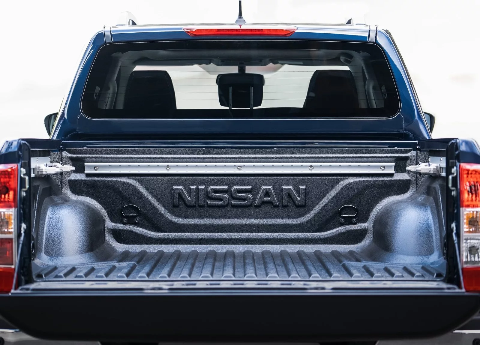 nissan-navara-uzywany-diesel