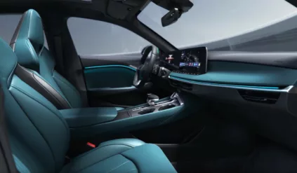nowy-sedan-mg
