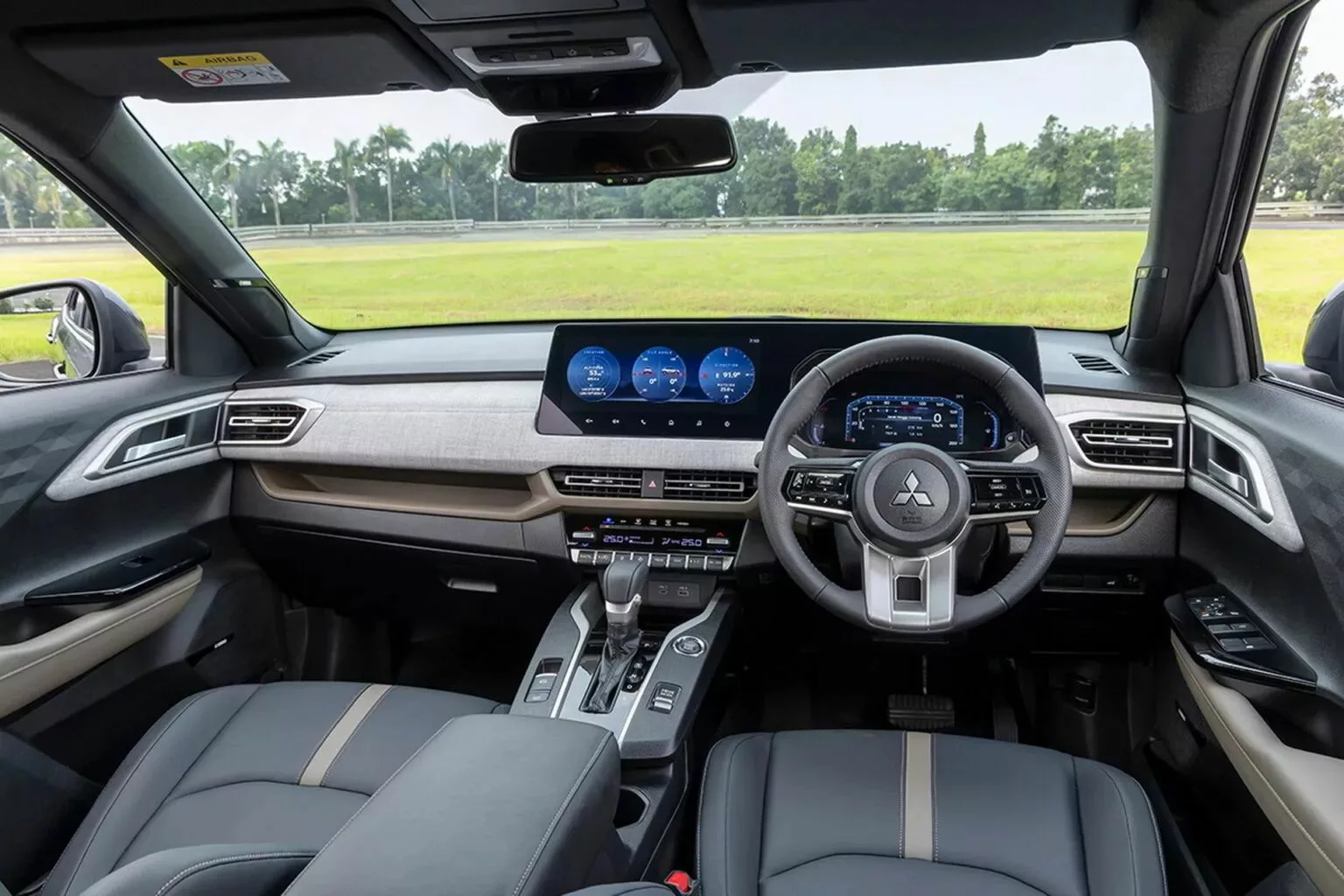 nowy-suv-od-mitsubishi