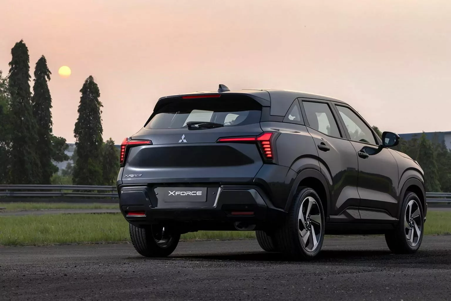 nowy-suv-od-mitsubishi