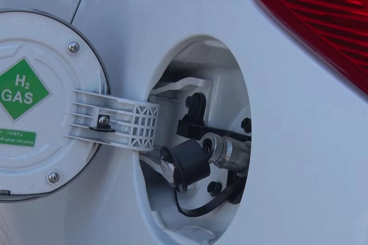 samochod na wodor naprawa