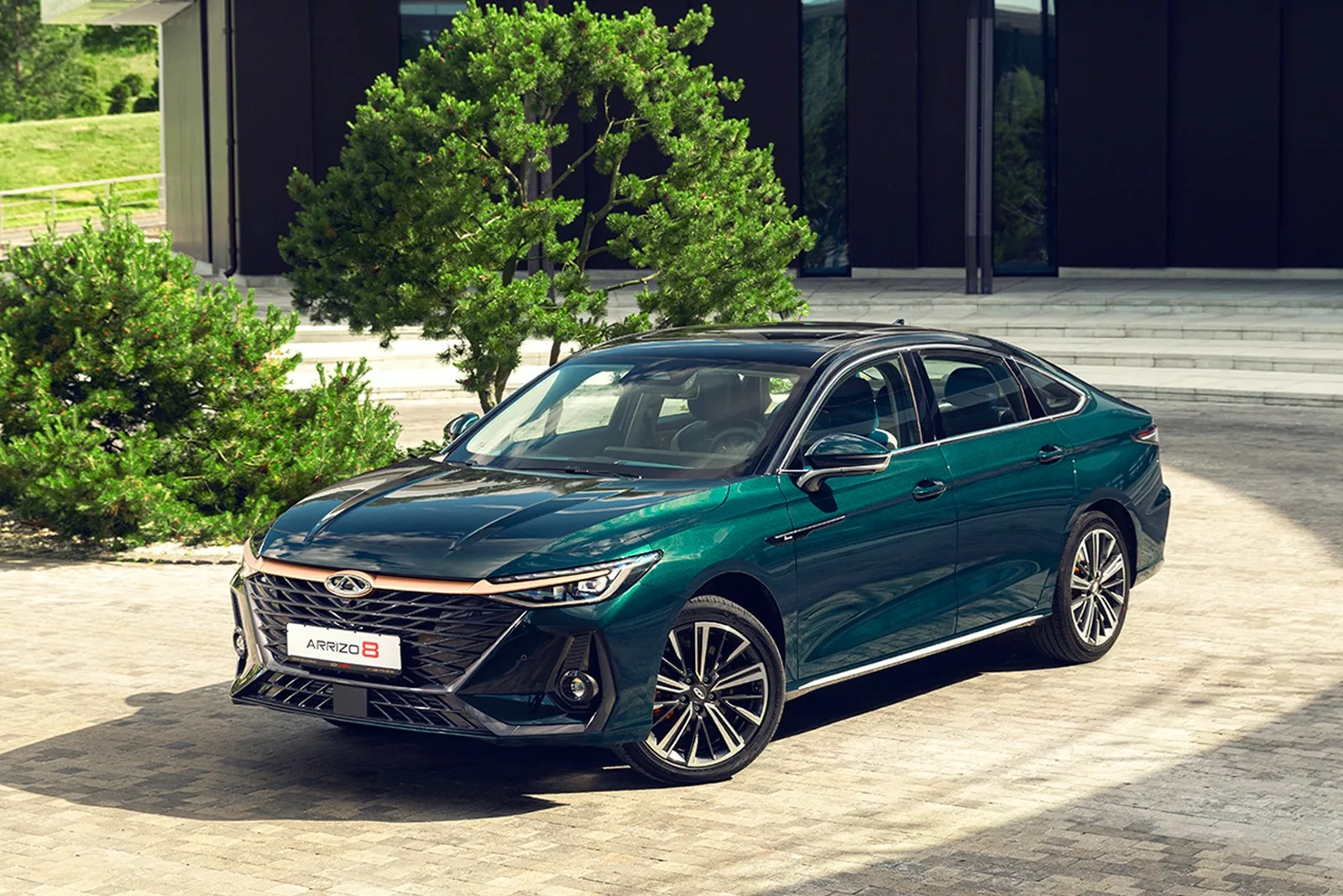 chery-arrizo-skoda-superb