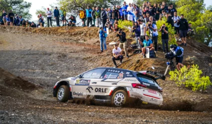 Kajetanowicz pokazuje rajdowy kunszt! Jest na podium!