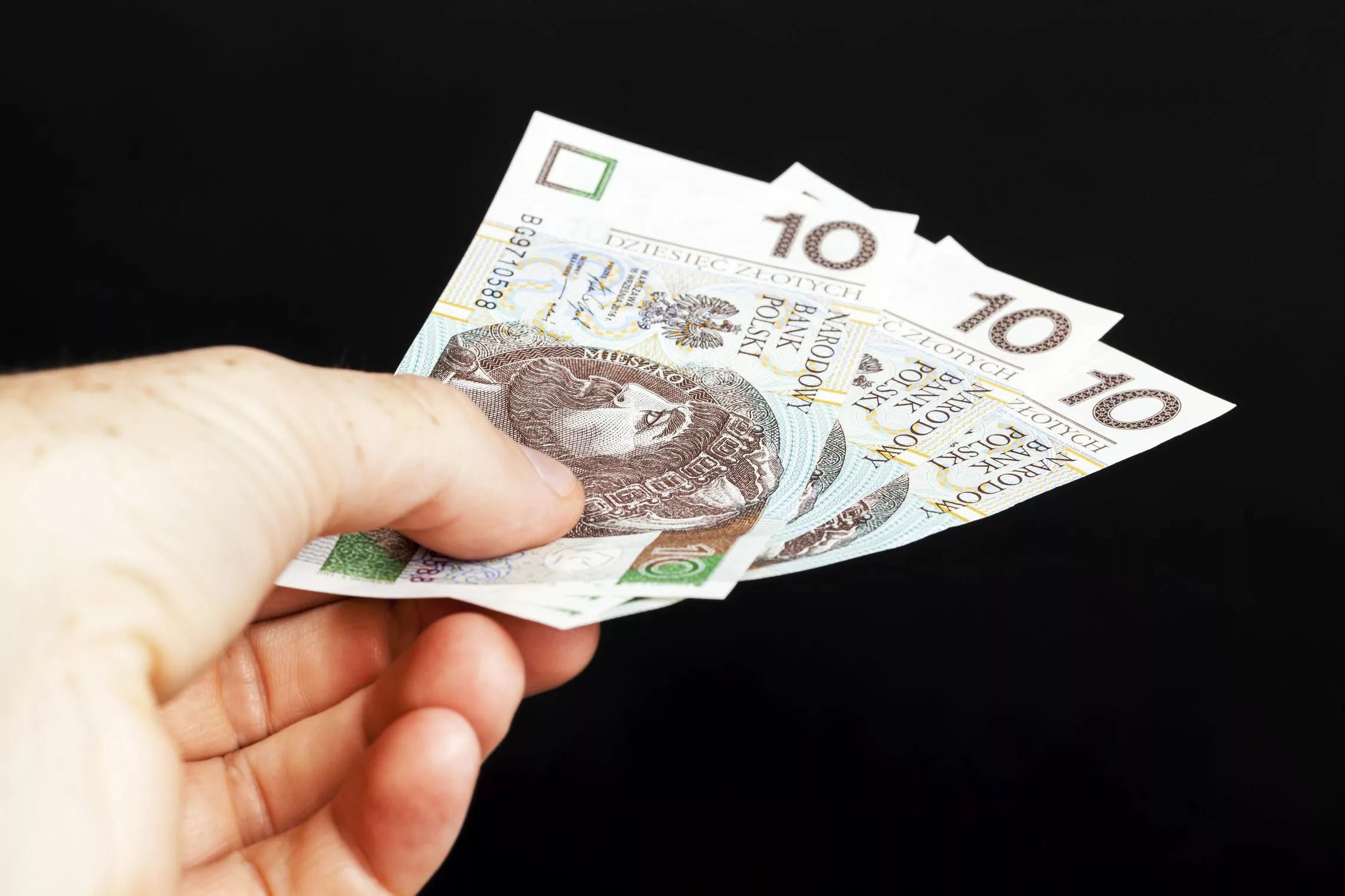 opłata dopłata pieniądze