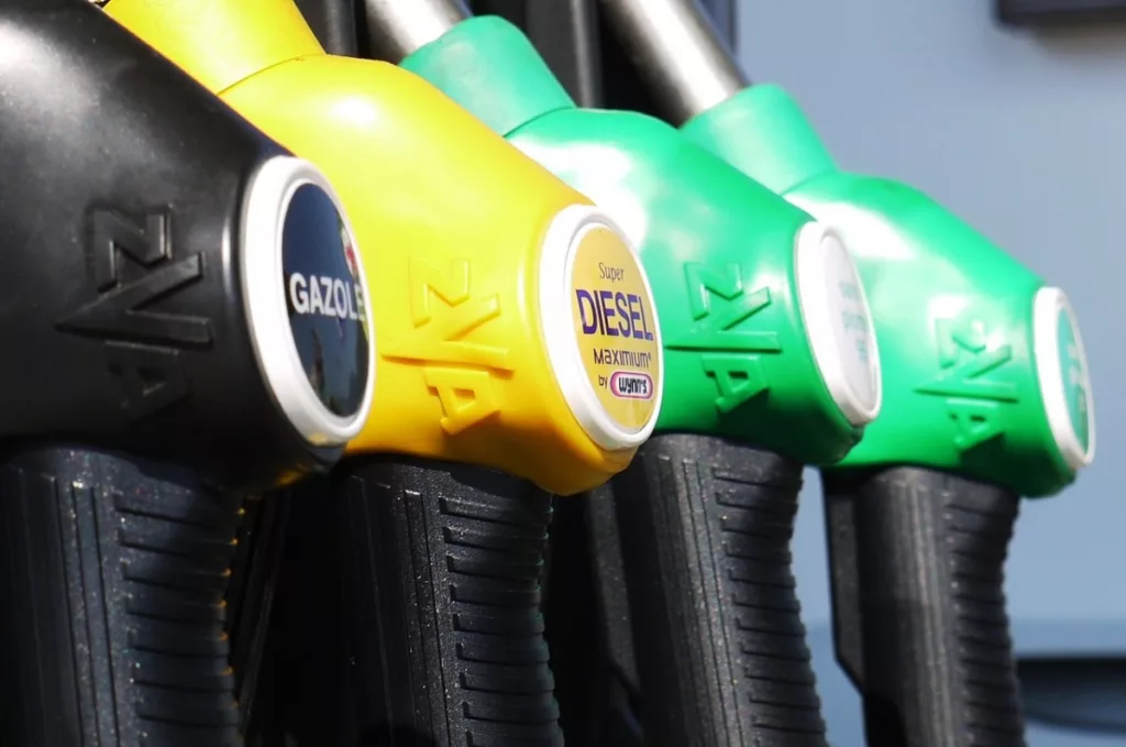 ceny paliw paliwo podatek vat benzyna diesel