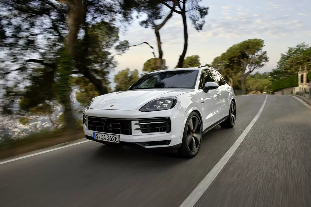 Porsche Cayenne S E-Hybrid 2023