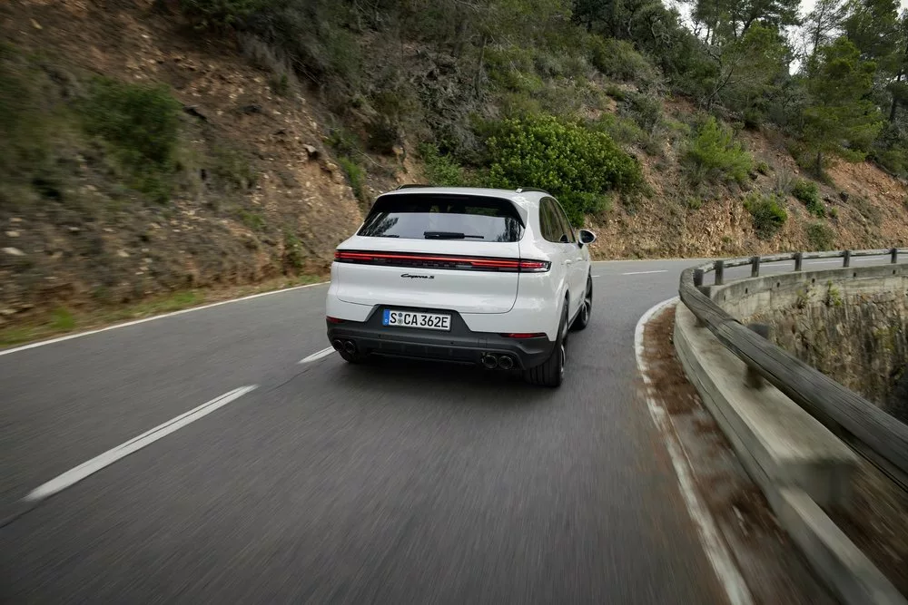 Porsche Cayenne S E-Hybrid 2023