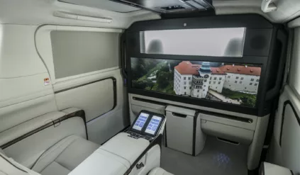 Lexus LM 350h 4-miejscowy 2023