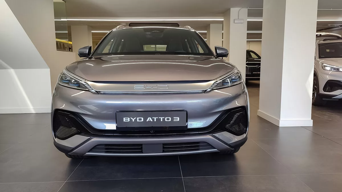 BYD Atto 3 SUV EV szary