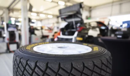 Toyota rozbuduje bazę w WRC