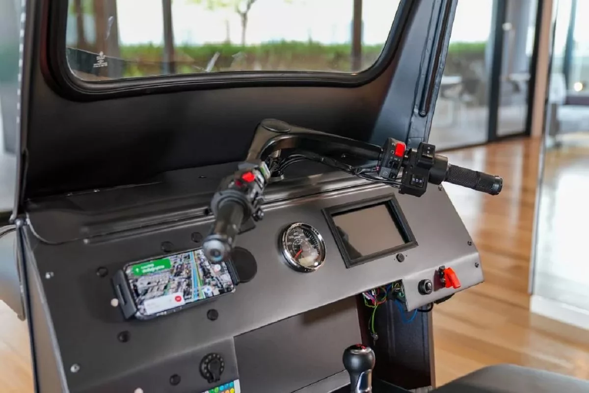 audi e-riksza wnętrze