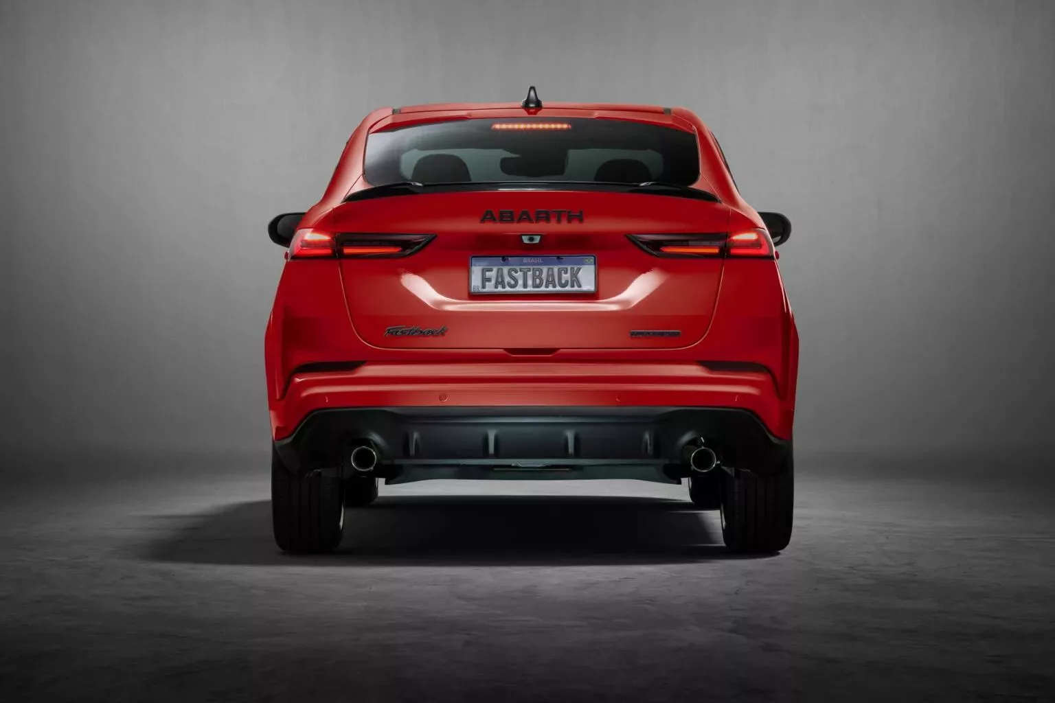 fiat-fastback-suv-bmw-x4