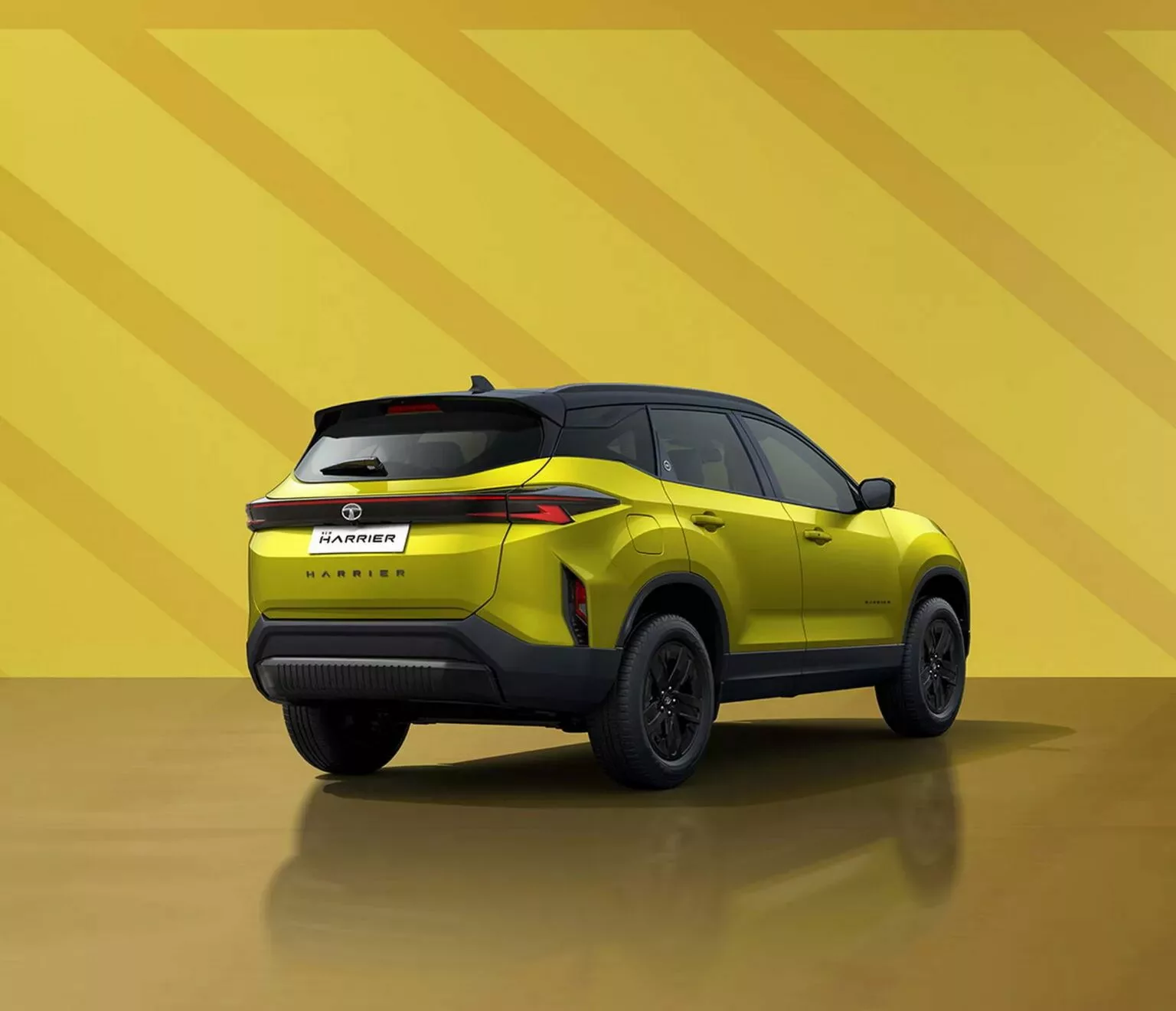 nowy-duzy-suv-tata-harrier-safari