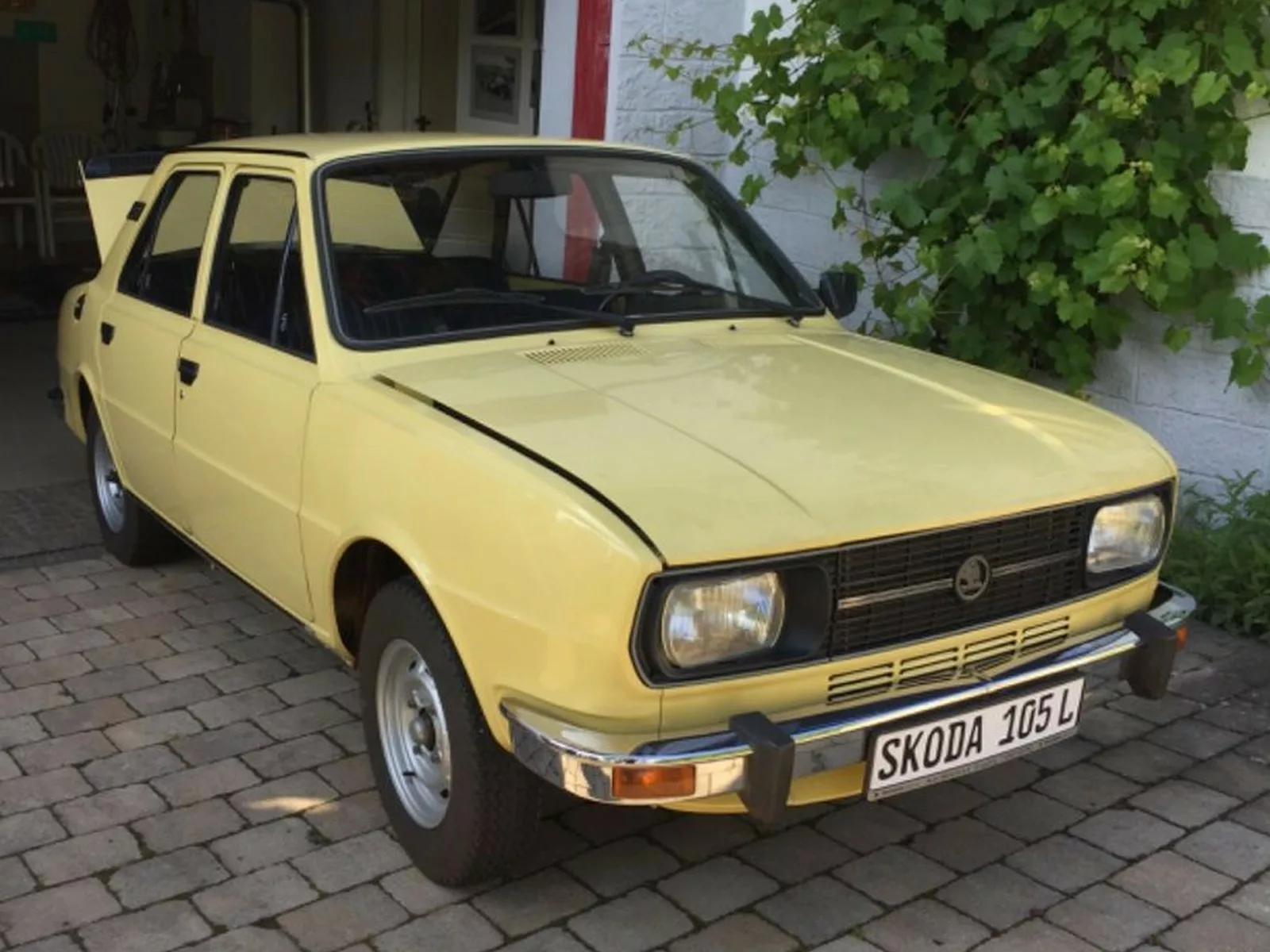skoda-105-l-niski-przebieg