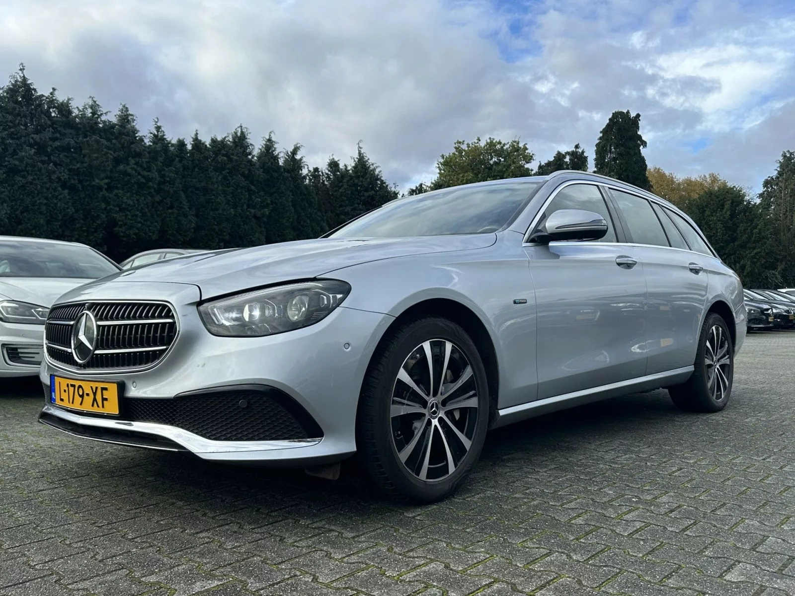 2-letni-mercedes-diesel-przebieg