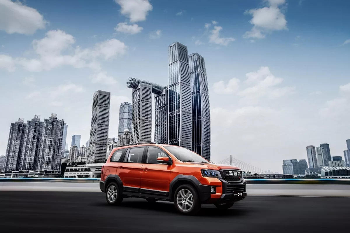 Dacia jogger stanie twarzą w twarz z nowym rywalem SWM G03F
