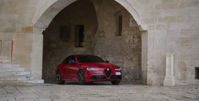 Alfa Romeo zapowiada globalną serię specjalną. Modele Giulia, Stelvio i Tonale zostaną odświeżone
