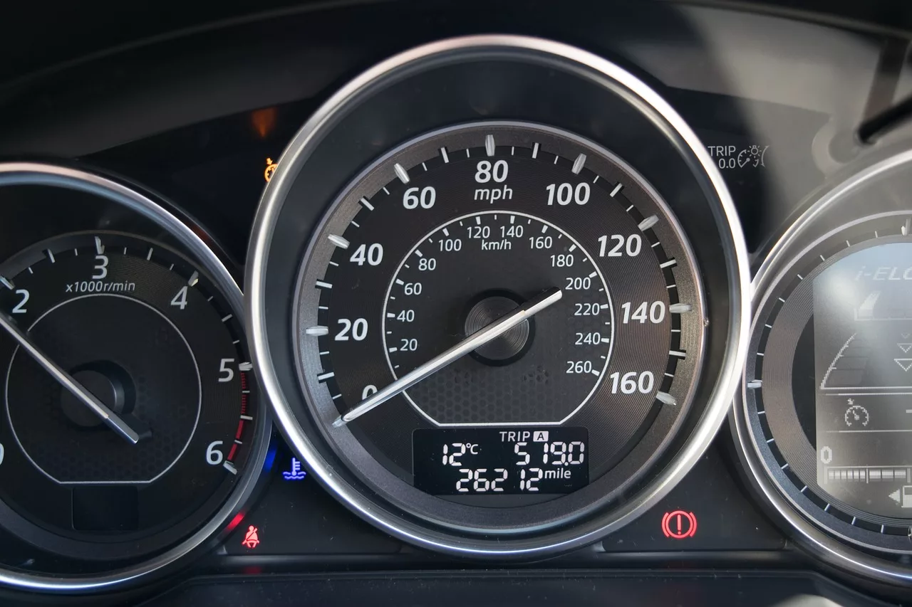 kontrolka z kluczem francuskim kontrolki żółta czerwona immobilizer elektronika kluczyk